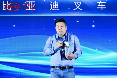 2023比亞迪叉車經(jīng)銷商大會圓滿收官,世恒機(jī)械再獲殊榮! 2023比亞迪叉車經(jīng)銷商大會圓滿收官,世恒機(jī)械再獲殊榮!
